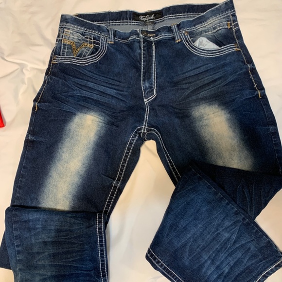 True Luck Jeans! - Picture 3 of 6